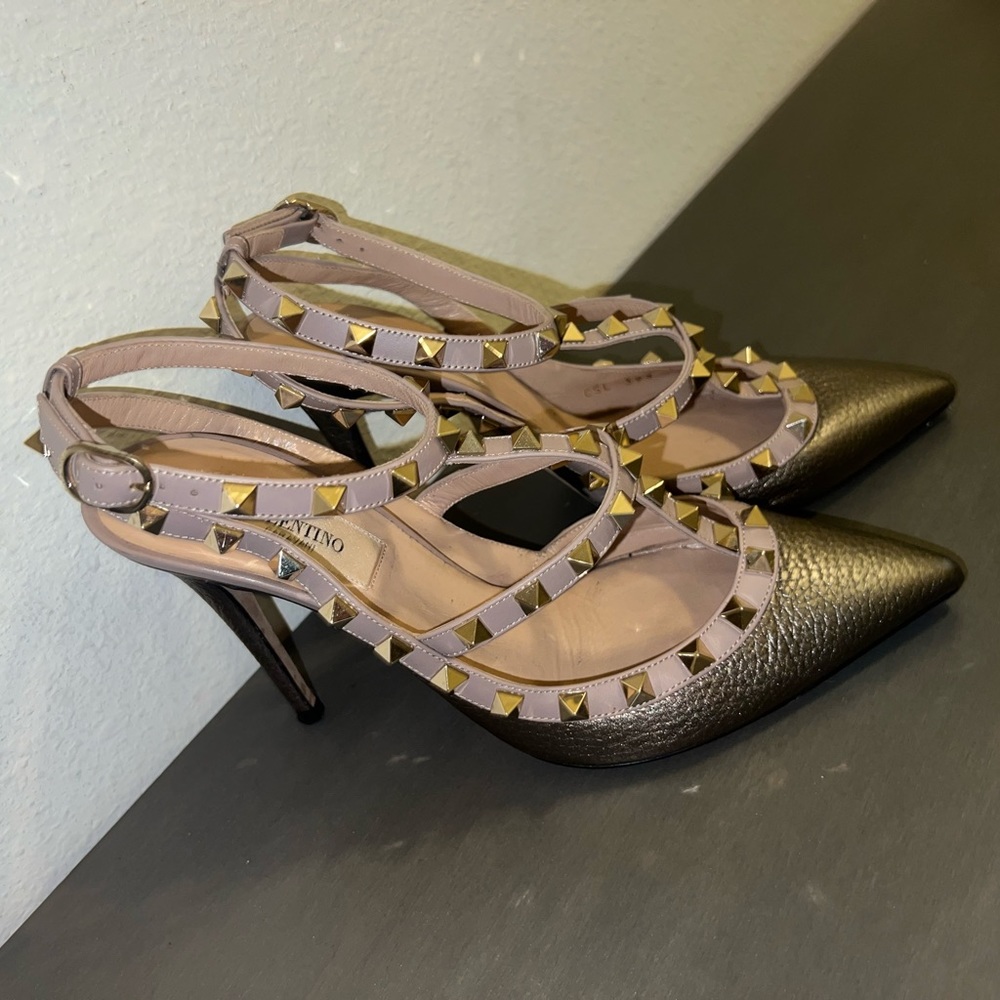 Valentino Garavani Rockstud Metallic Ankle Strap Pump 100 Mm Color